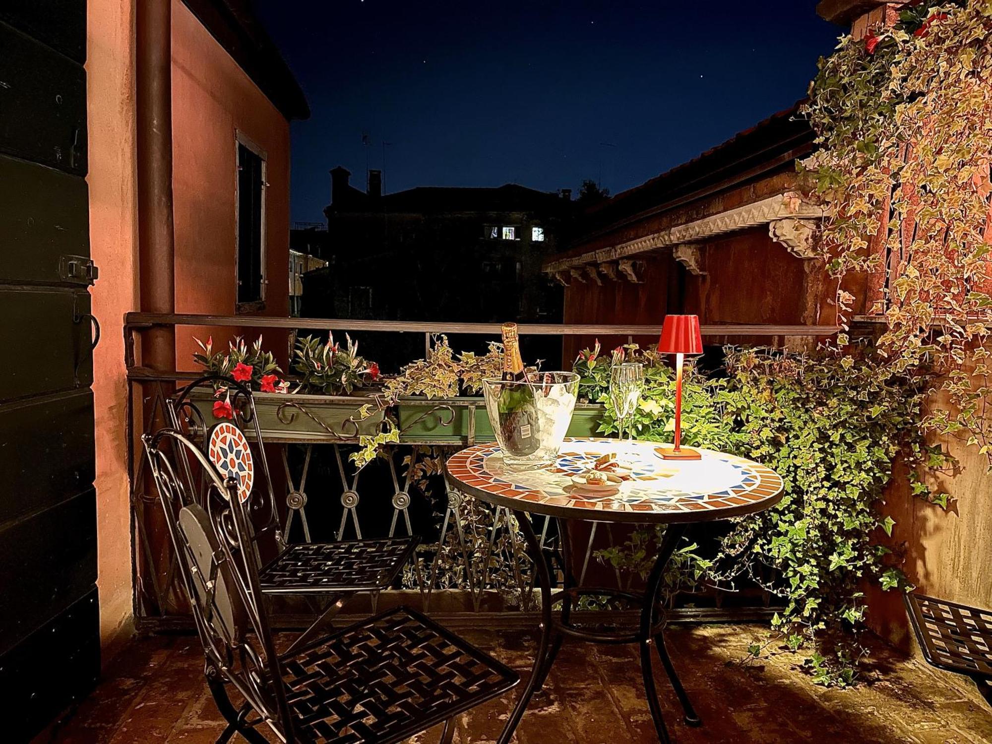 Apartment Ca Brunilda-Luxury Penthouse With Terrace Venecia Exterior foto